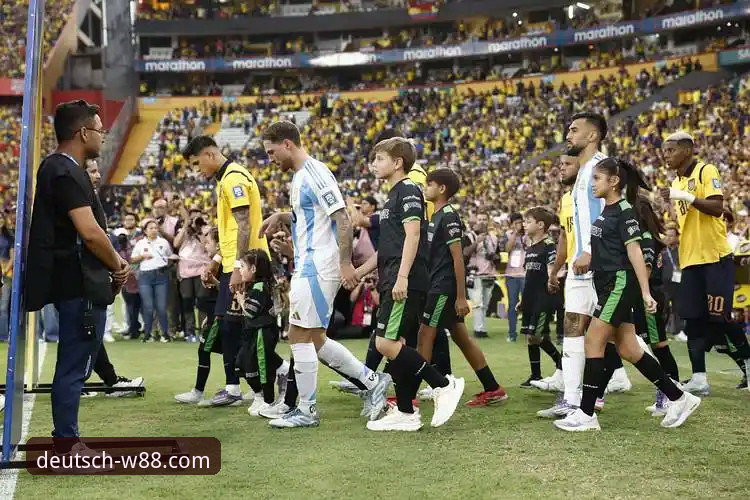 揭秘阿根廷5球大胜背后：移动端如何沉浸式体验足球盛宴